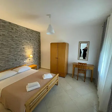 Apartment Claudia 2 Agia Marina