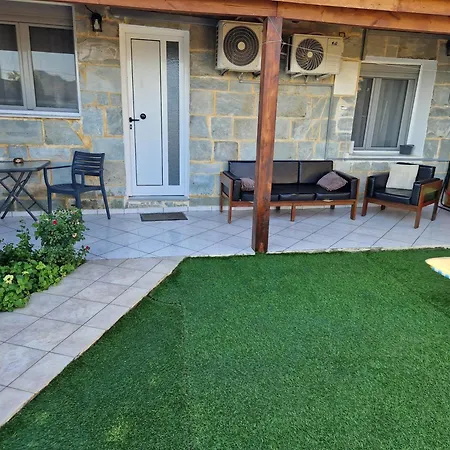 Apartment Claudia 2 Agia Marina